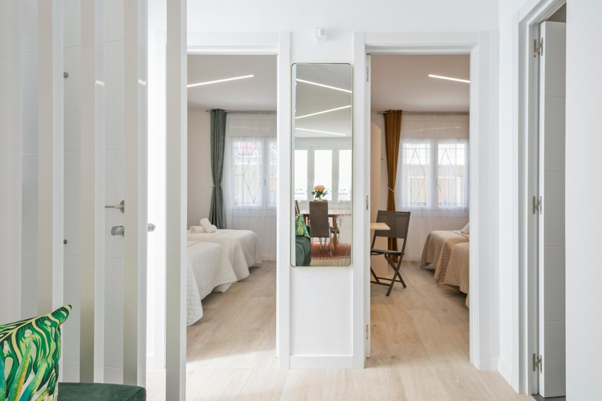 Boutique Plaza Catalonia Suites Cornella Cornella de Llobregat Exterior photo